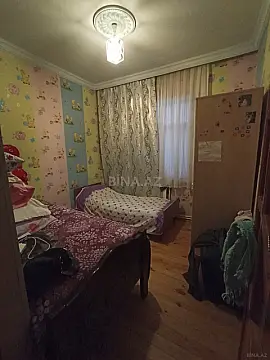 Satılır 6 otaqlı həyət evi 150 m²