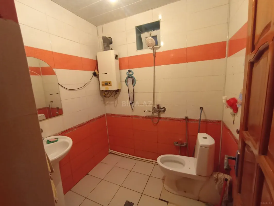 Satılır 6 otaqlı həyət evi 150 m²