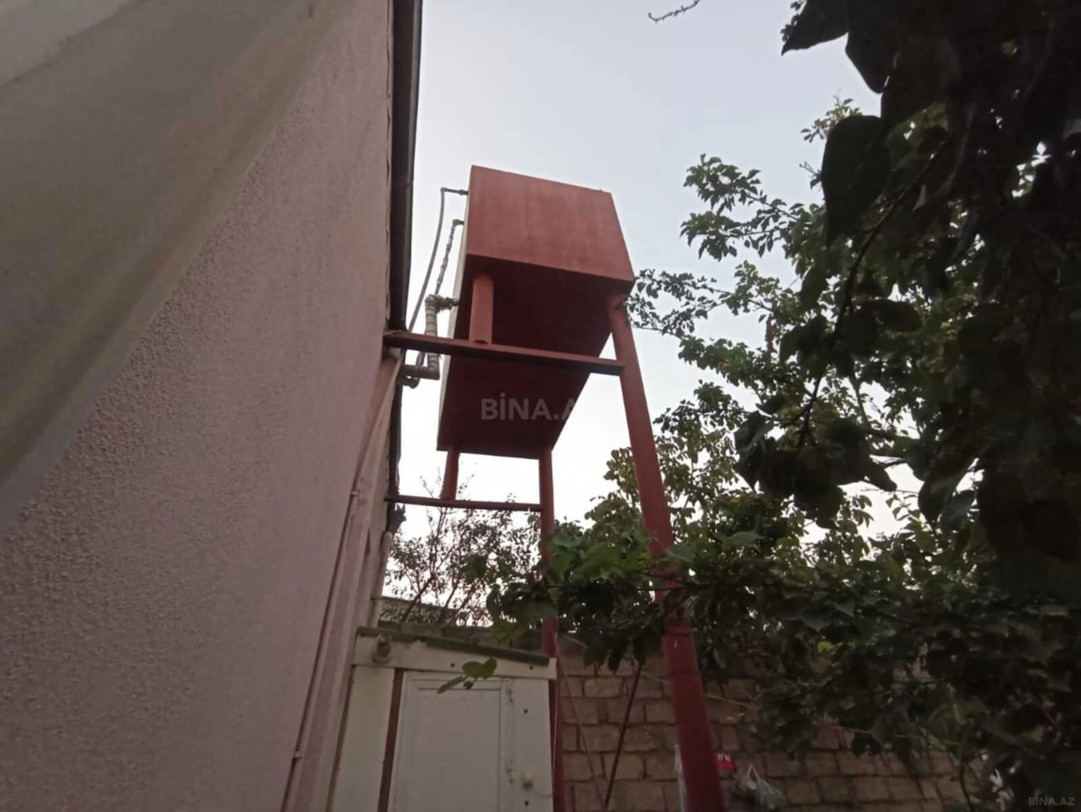 Satılır 6 otaqlı həyət evi 150 m²