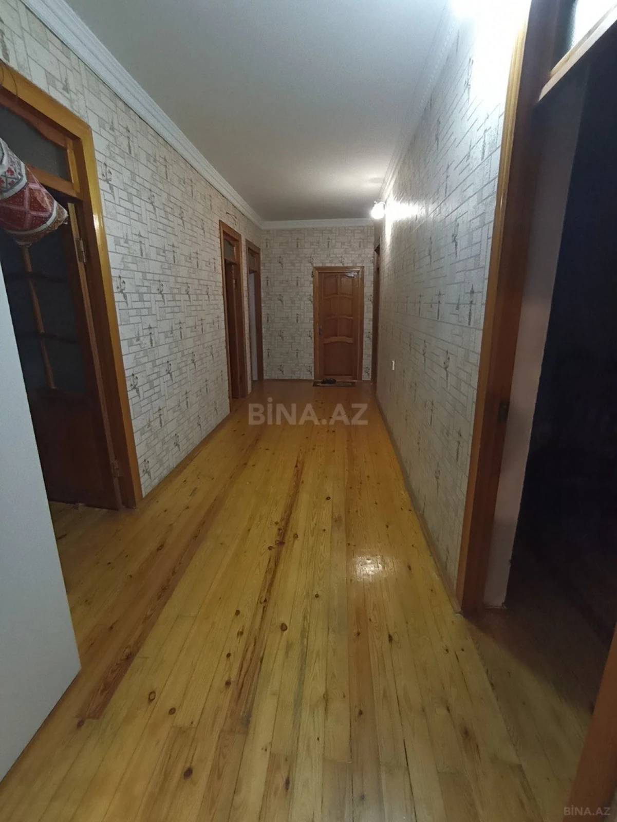 Satılır 6 otaqlı həyət evi 150 m²
