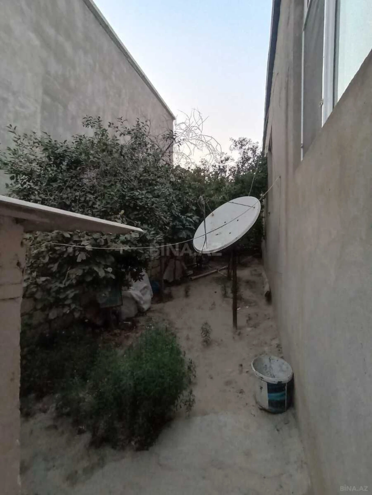 Satılır 6 otaqlı həyət evi 150 m²