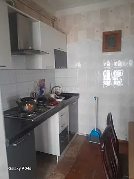 Kirayə verilir 4 otaqlı mənzil 105 m²