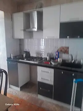 Kirayə verilir 4 otaqlı mənzil 105 m²