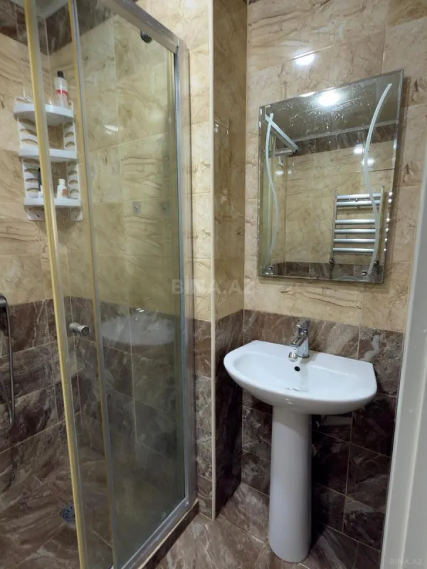 Kirayə verilir 2 otaqlı mənzil 60 m²