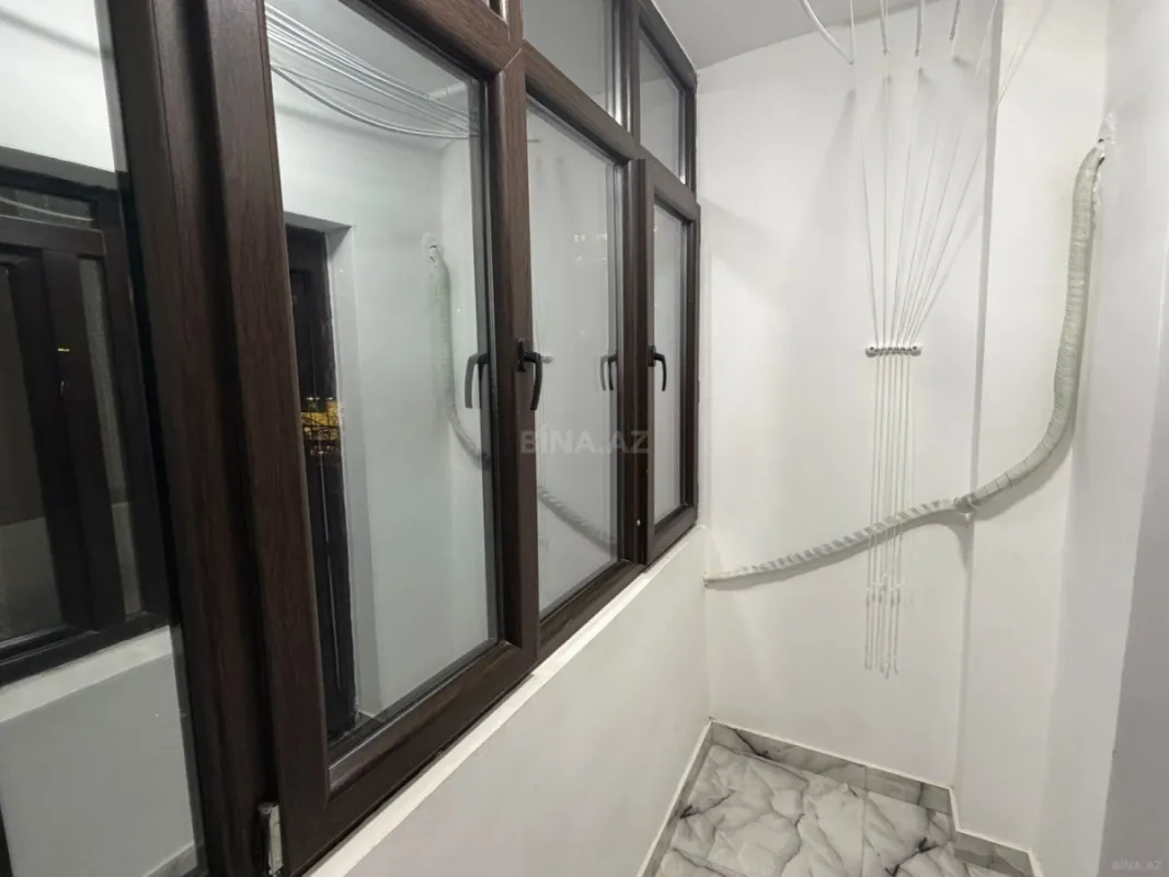 Satılır 2 otaqlı mənzil 63 m²