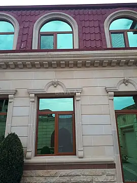 Satılır 8 otaqlı həyət evi 650 m²