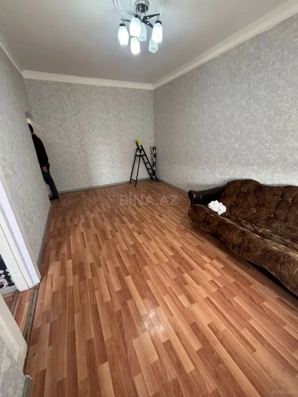Satılır 2 otaqlı mənzil 32 m²