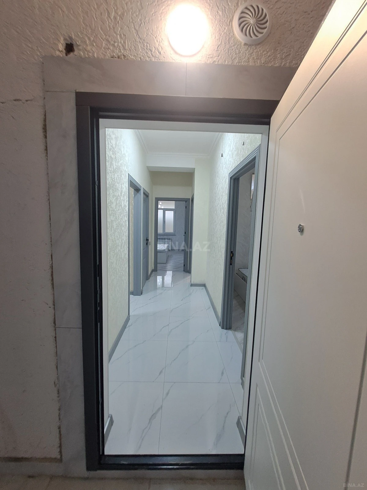 Kirayə verilir 3 otaqlı mənzil 63 m²
