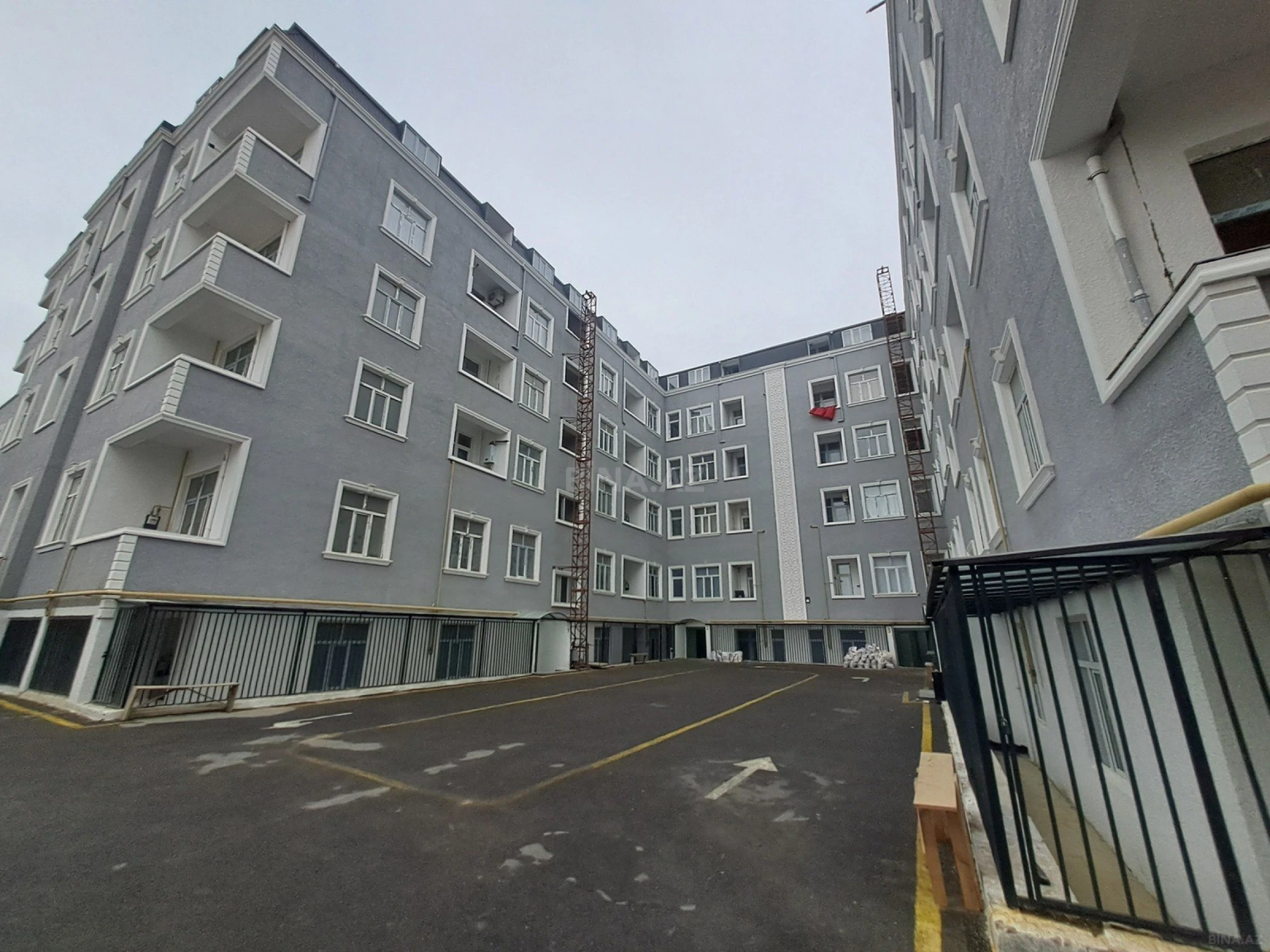 Kirayə verilir 3 otaqlı mənzil 63 m²