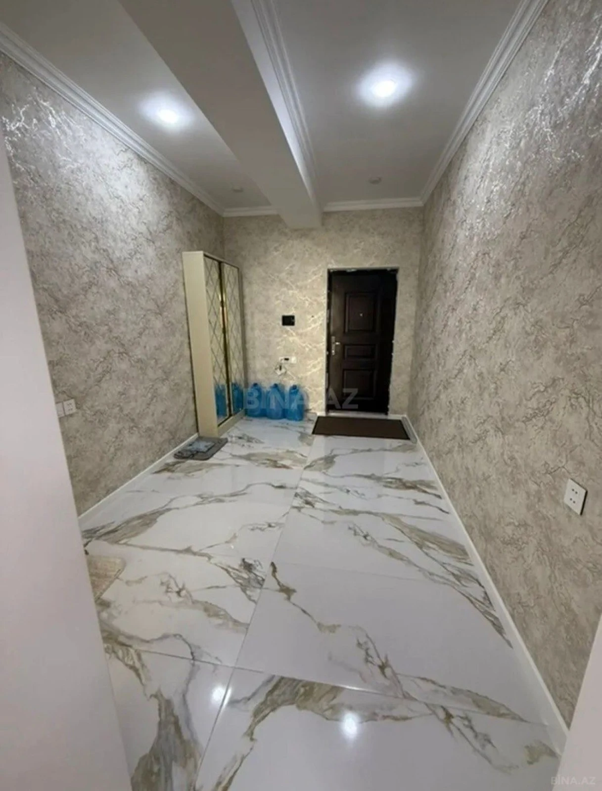 Kirayə verilir 3 otaqlı mənzil 65 m²