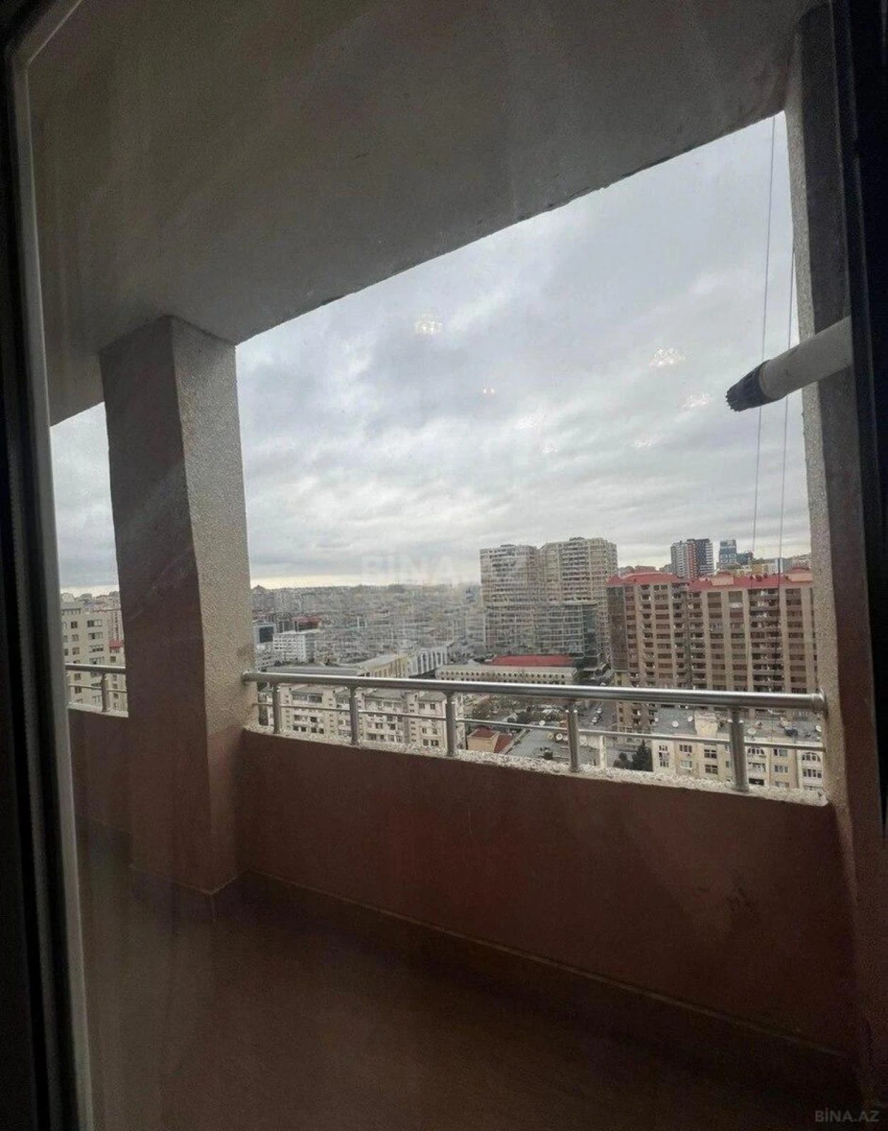 Kirayə verilir 3 otaqlı mənzil 95 m²