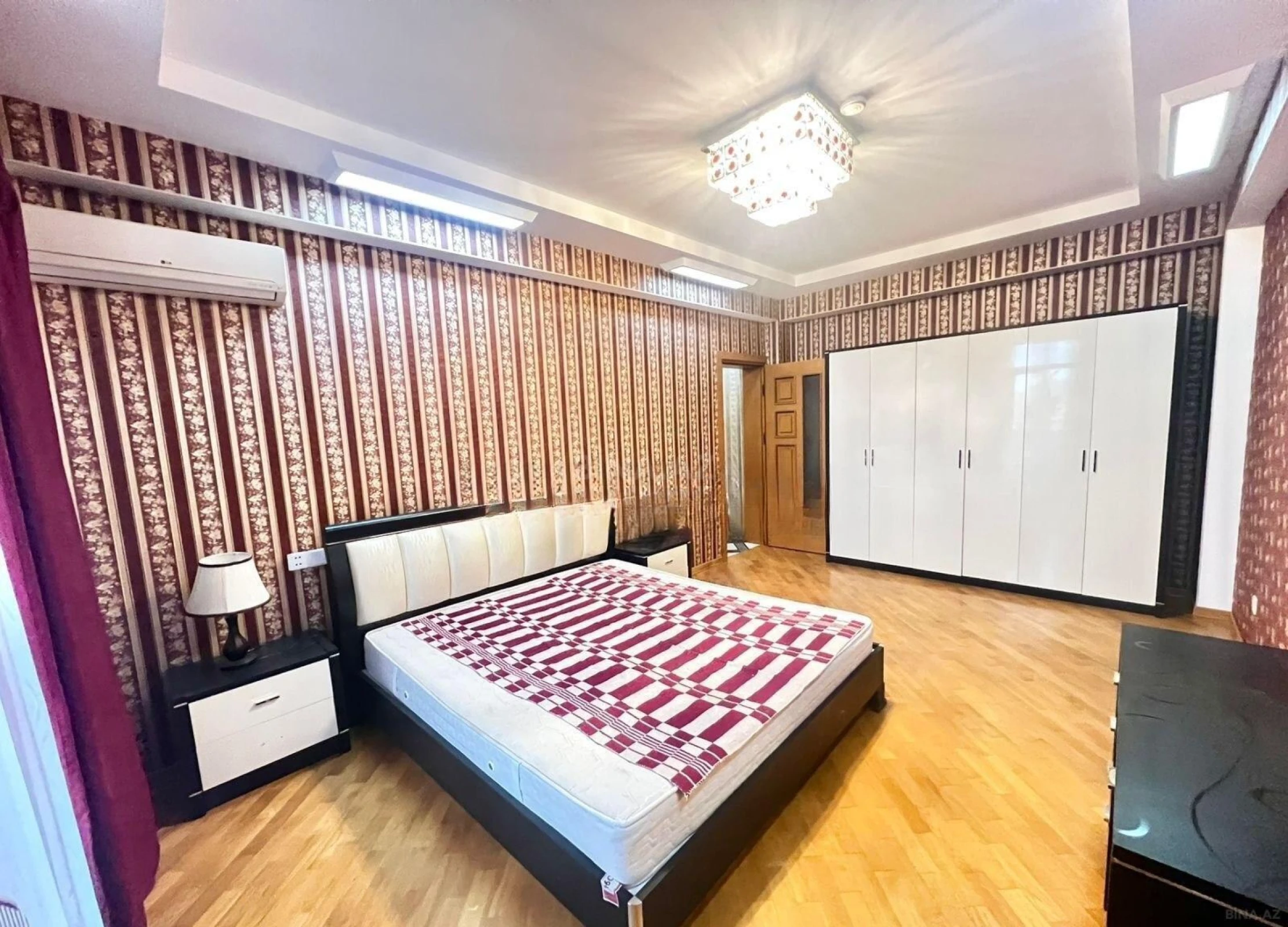 Kirayə verilir 3 otaqlı mənzil 95 m²