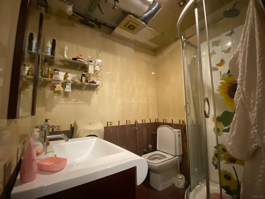 Satılır 3 otaqlı mənzil 125 m²