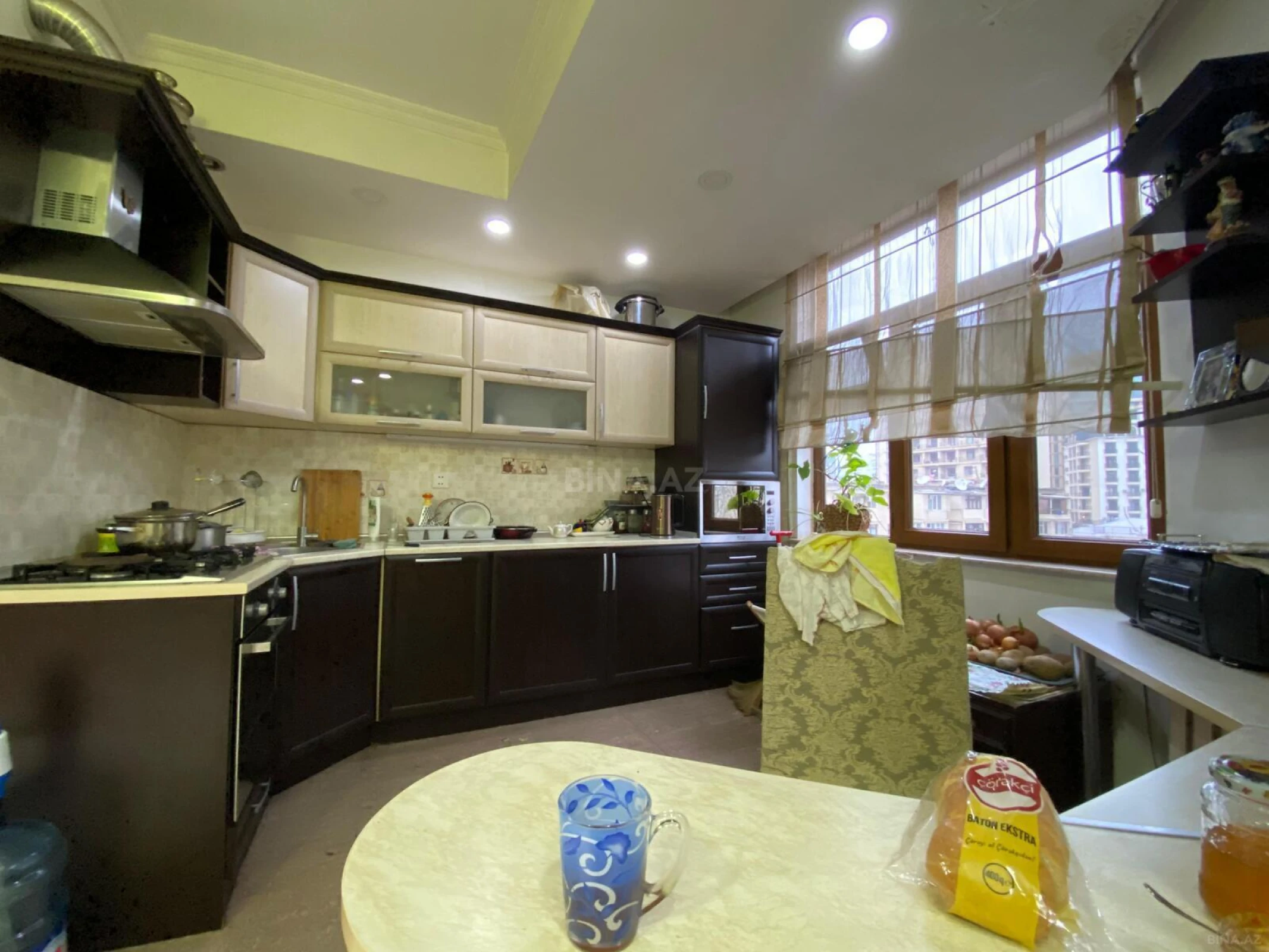 Satılır 3 otaqlı mənzil 125 m²