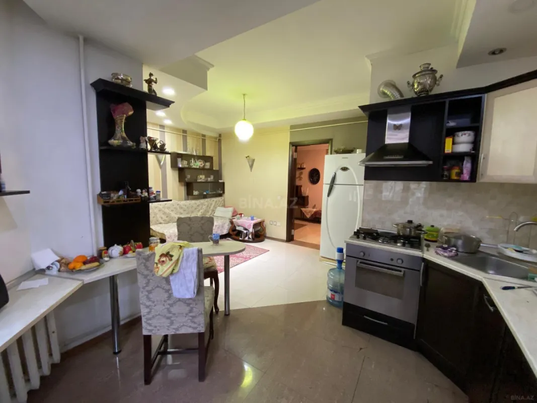 Satılır 3 otaqlı mənzil 125 m²
