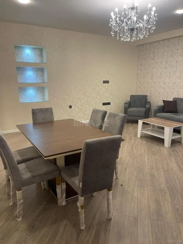 Kirayə verilir 3 otaqlı mənzil 110 m²