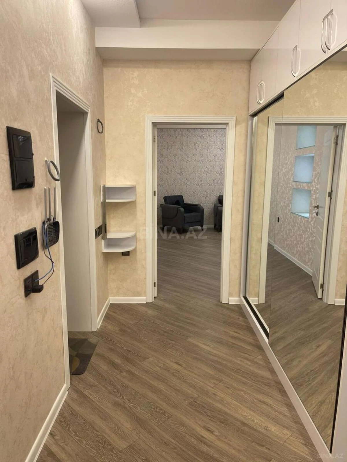 Kirayə verilir 3 otaqlı mənzil 110 m²