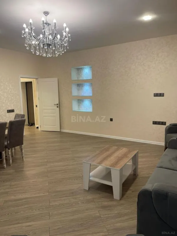 Kirayə verilir 3 otaqlı mənzil 110 m²