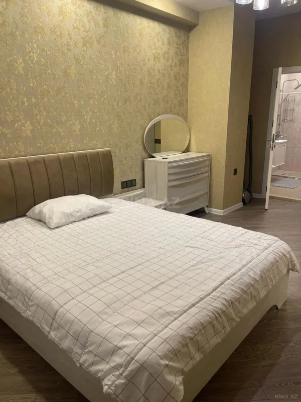 Kirayə verilir 3 otaqlı mənzil 110 m²