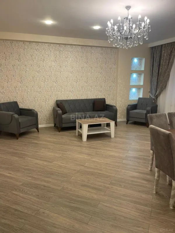 Kirayə verilir 3 otaqlı mənzil 110 m²