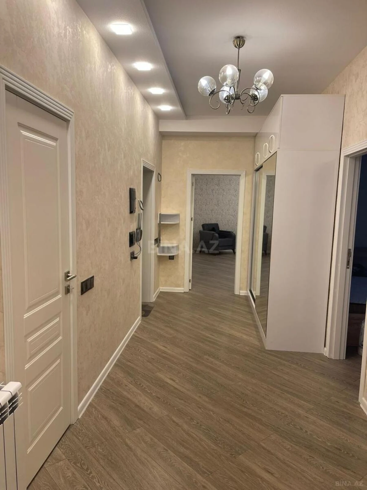 Kirayə verilir 3 otaqlı mənzil 110 m²