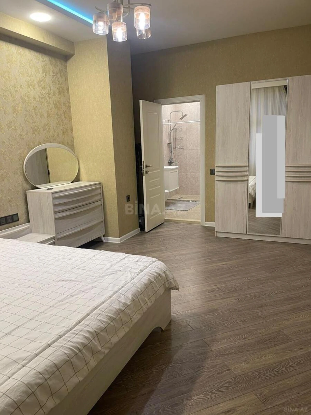 Kirayə verilir 3 otaqlı mənzil 110 m²