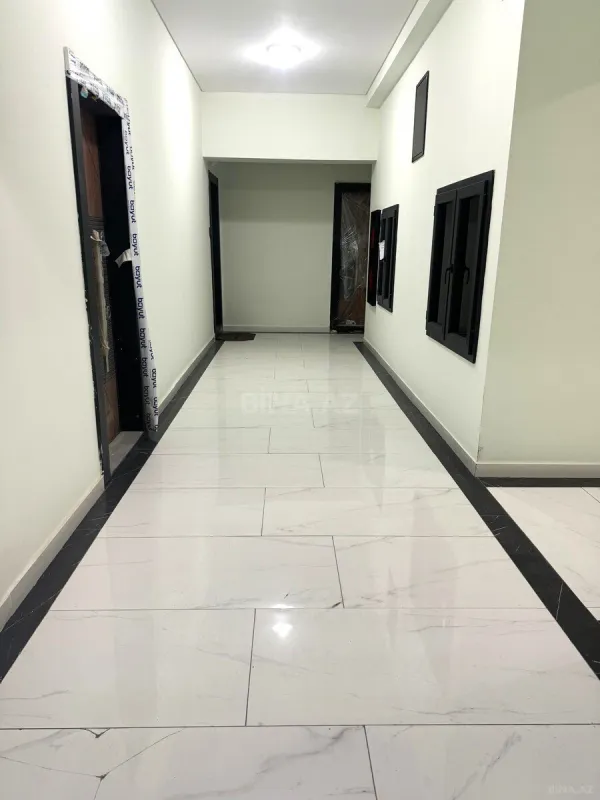Satılır 4 otaqlı mənzil 148 m²