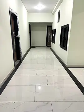 Satılır 4 otaqlı mənzil 148 m²