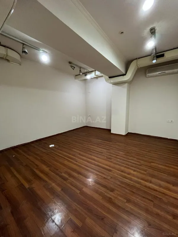 Kirayə verilir obyekt 150 m²