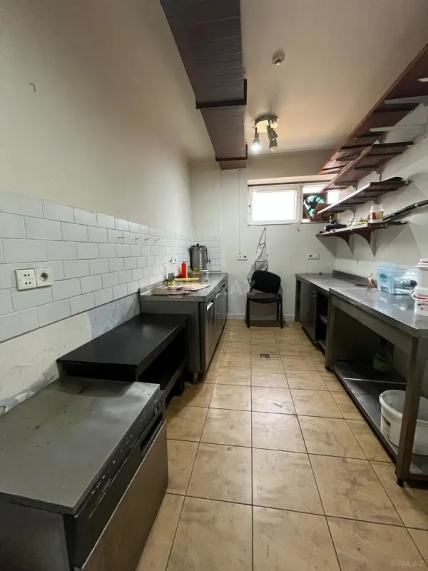 Kirayə verilir obyekt 150 m²