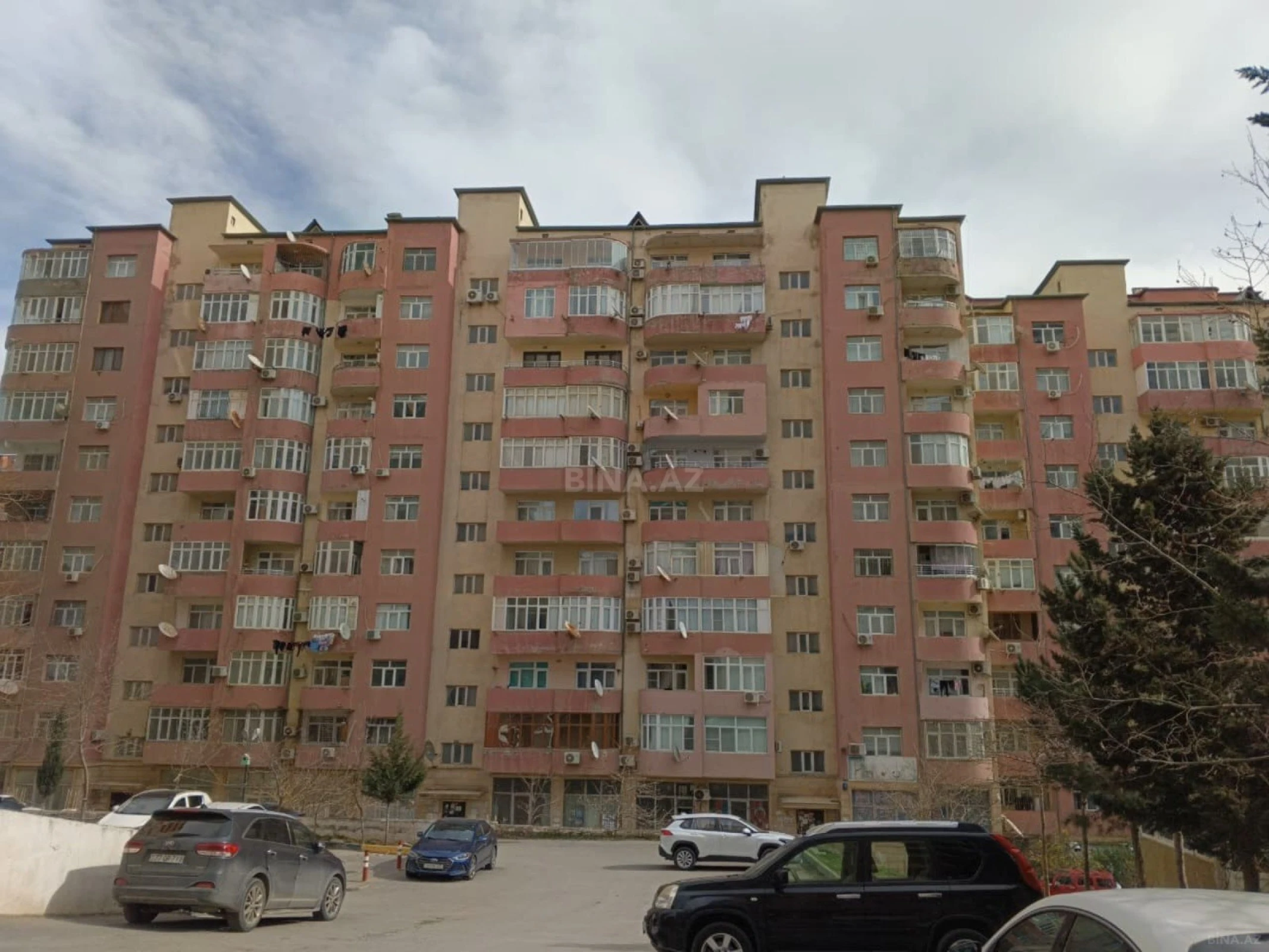 Kirayə verilir 3 otaqlı mənzil 115 m²