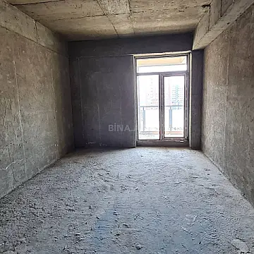 Satılır 4 otaqlı mənzil 149 m²