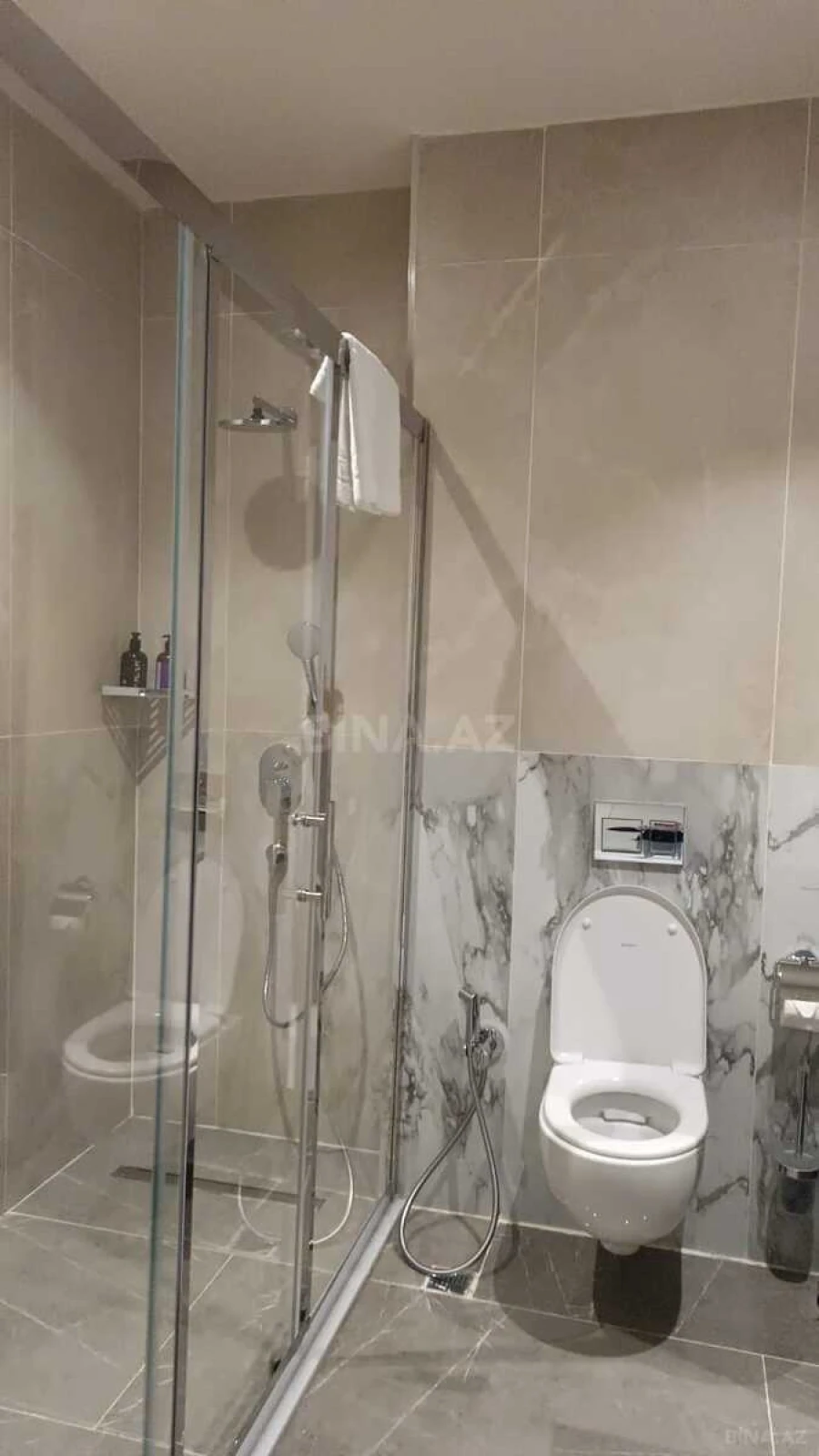 Kirayə verilir 1 otaqlı mənzil 60 m²