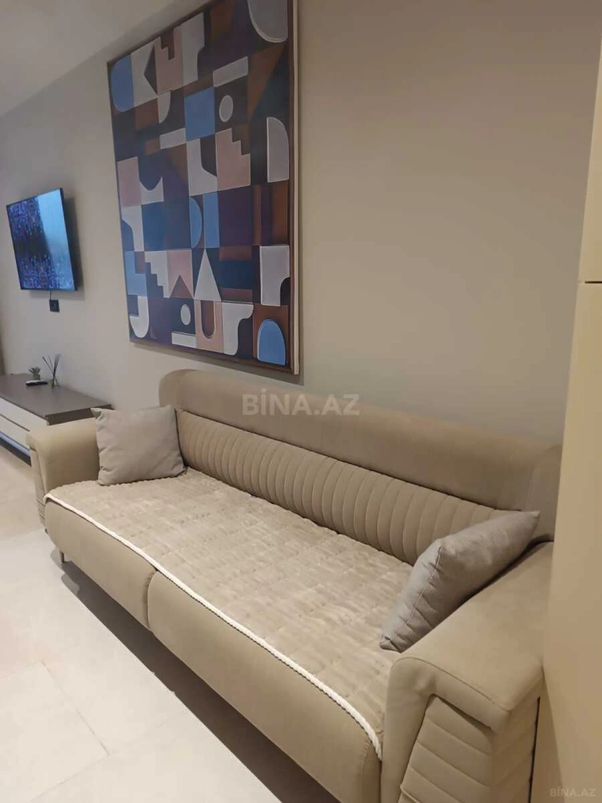 Kirayə verilir 1 otaqlı mənzil 60 m²