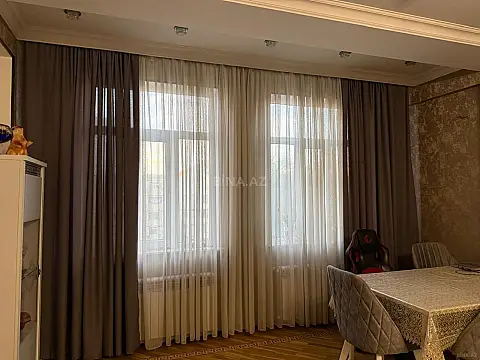 Satılır 2 otaqlı mənzil 92 m²