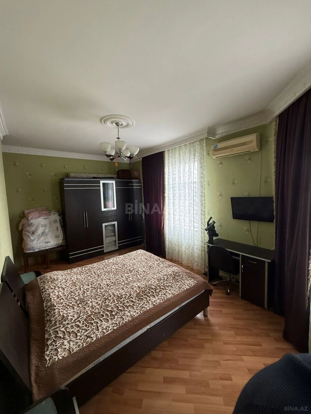 Satılır 3 otaqlı mənzil 120 m²