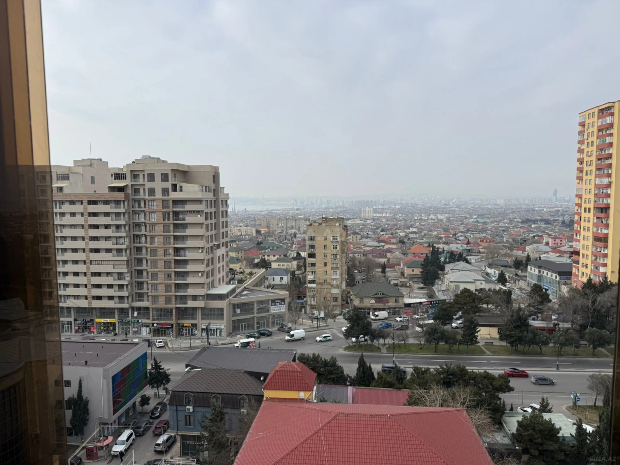 Satılır 3 otaqlı mənzil 120 m²