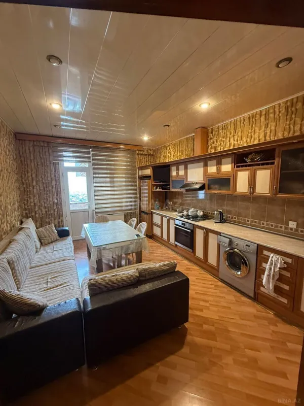 Satılır 3 otaqlı mənzil 120 m²