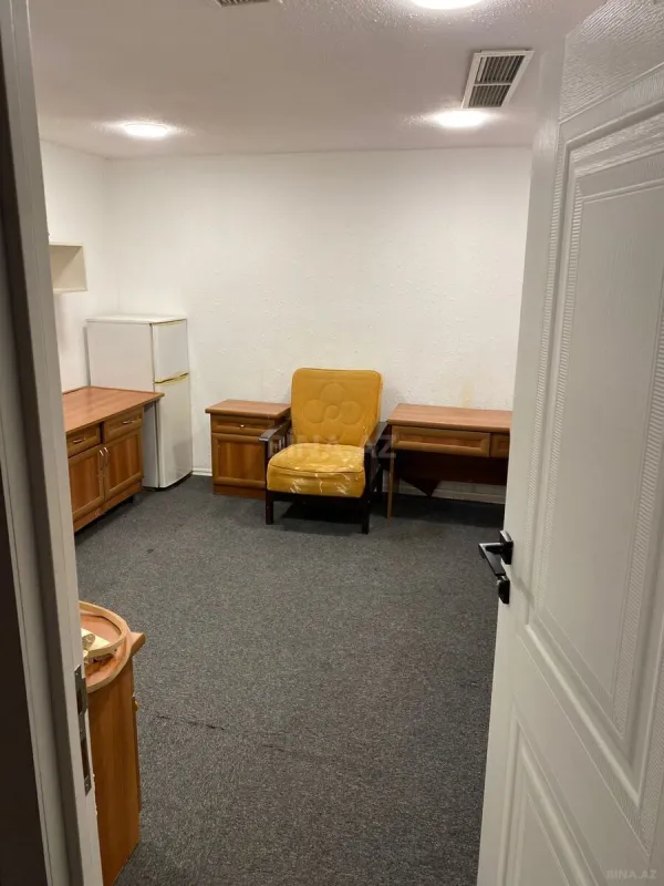Kirayə verilir 3 otaqlı ofis 150 m²
