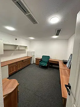 Kirayə verilir 3 otaqlı ofis 150 m²