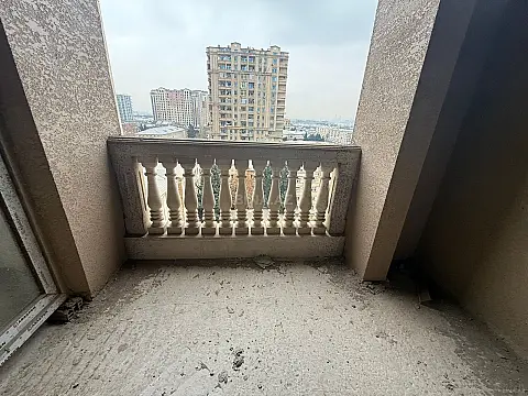 Satılır 2 otaqlı mənzil 80 m²