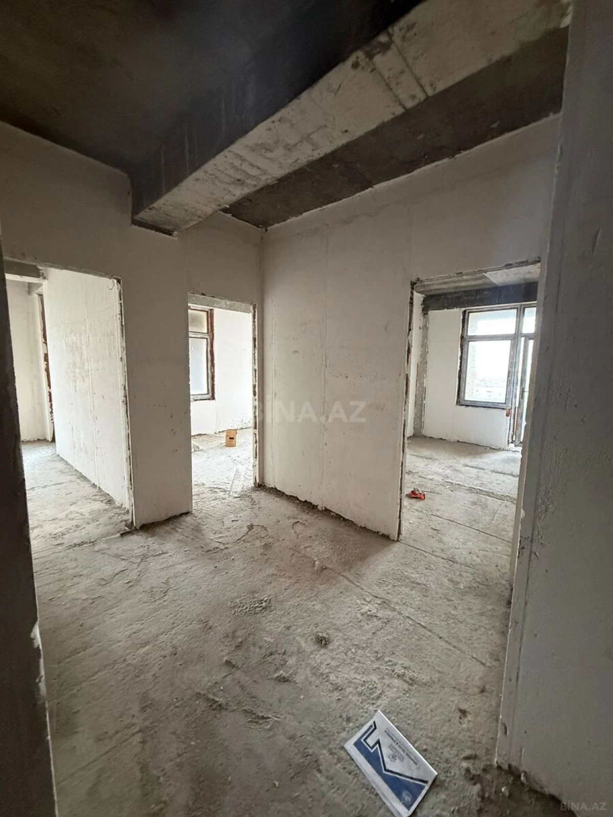 Satılır 2 otaqlı mənzil 80 m²