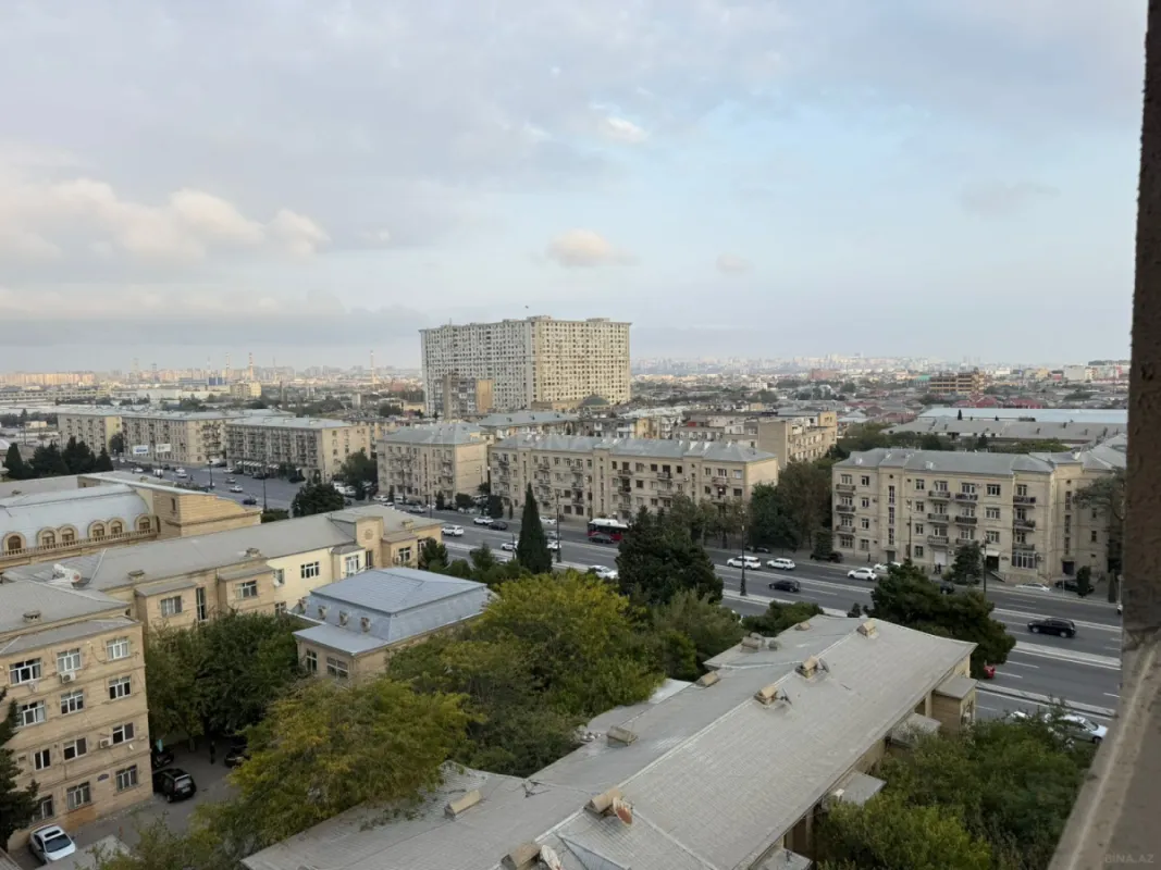 Satılır 2 otaqlı mənzil 80 m²