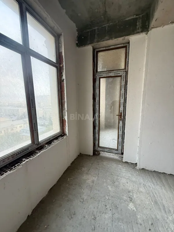 Satılır 2 otaqlı mənzil 80 m²
