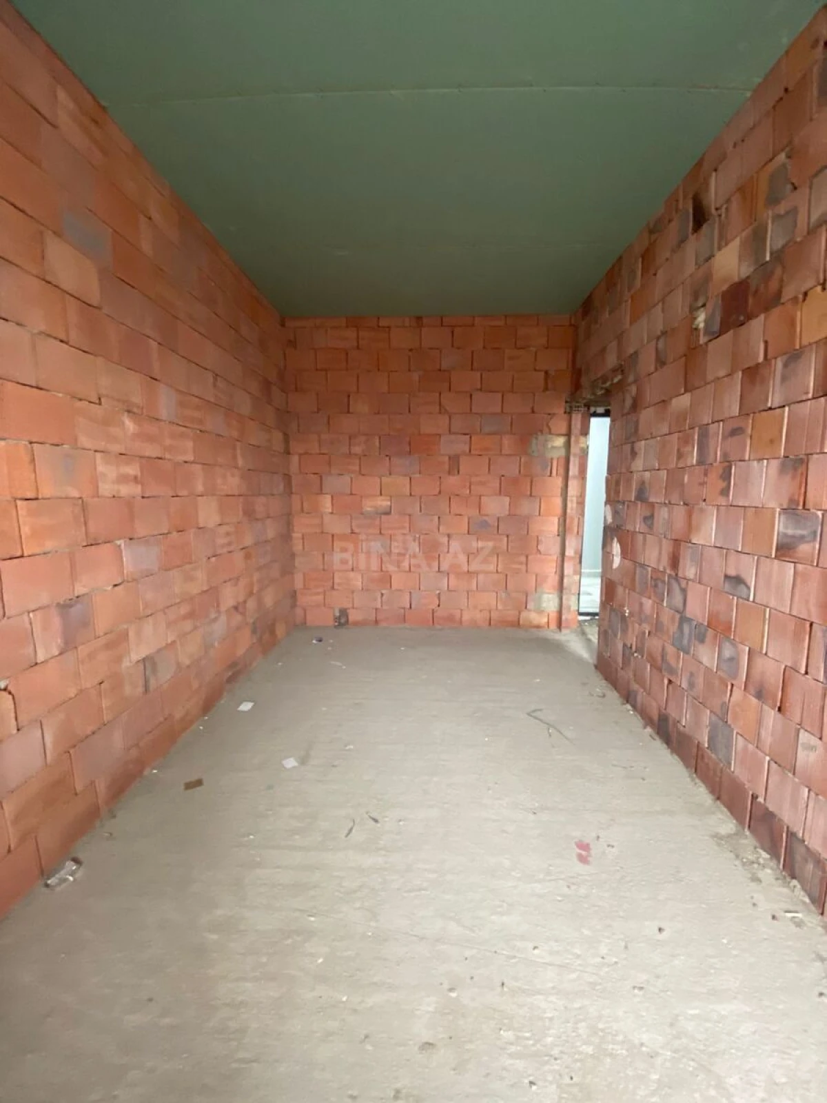 Satılır 1 otaqlı mənzil 44 m²