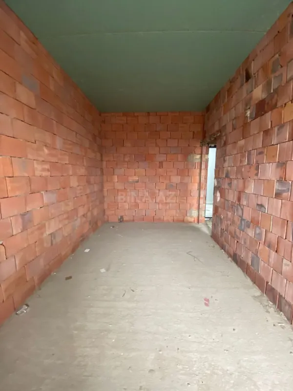 Satılır 1 otaqlı mənzil 44 m²