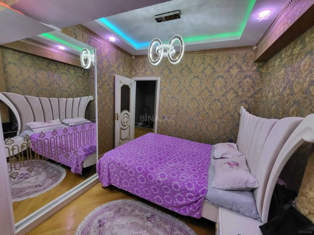 Kirayə verilir 2 otaqlı mənzil 90 m²