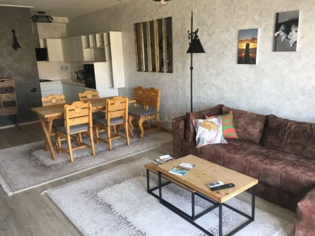 Kirayə verilir 2 otaqlı mənzil 75 m²