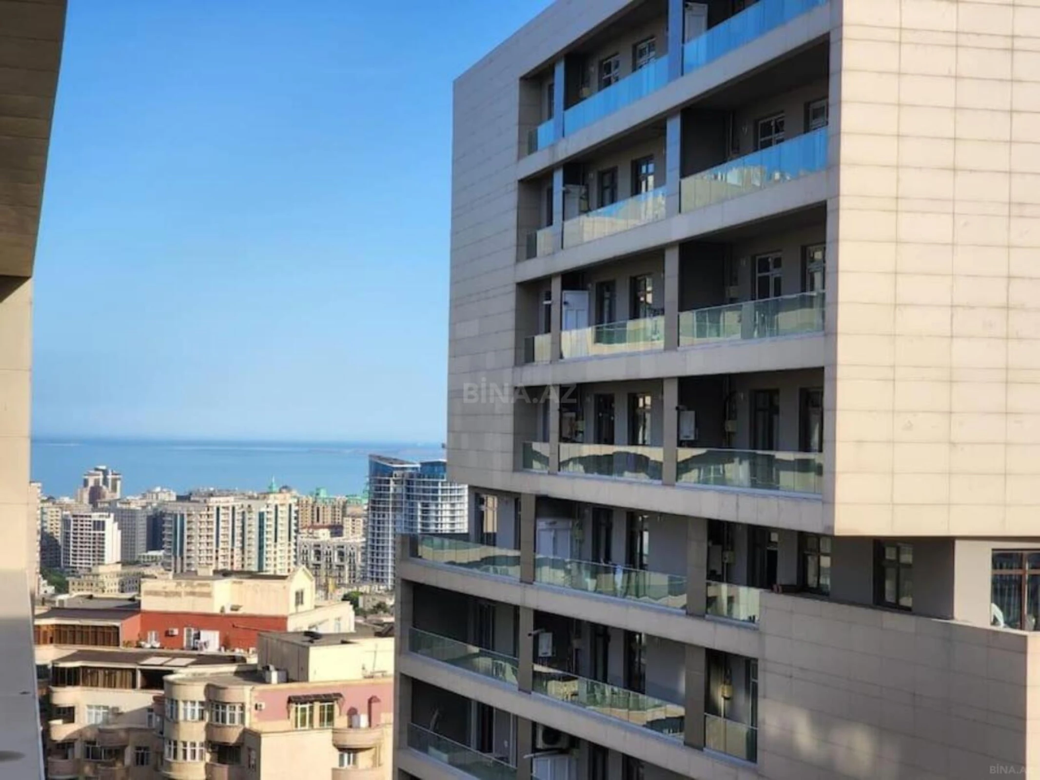Satılır 2 otaqlı mənzil 75 m²