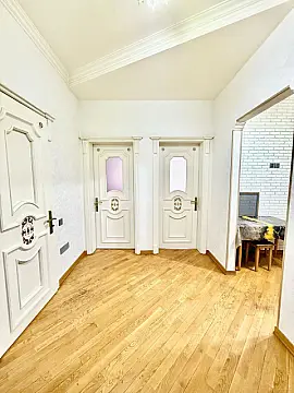 Satılır 2 otaqlı mənzil 80 m²